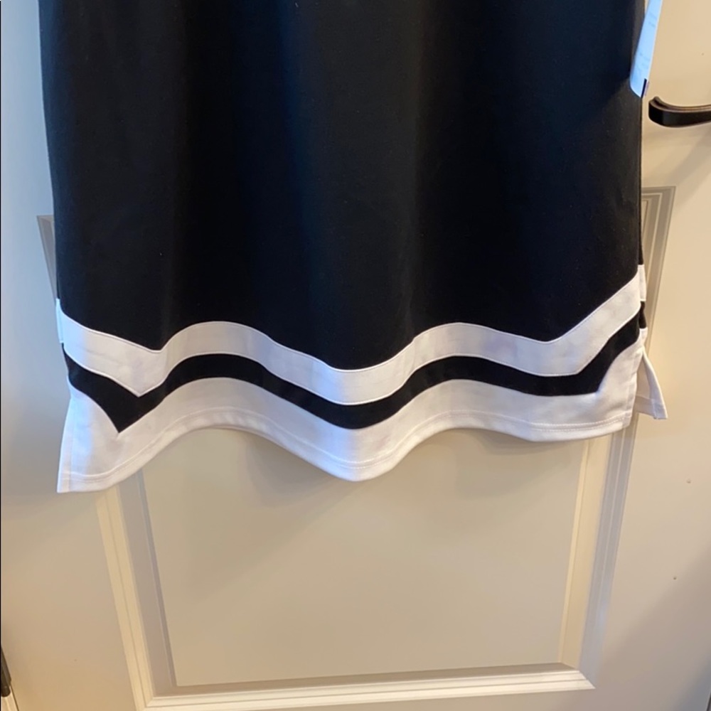Black and White Gorgeous 3/4 Sleeve Dress NWT - Picture 3 of 7